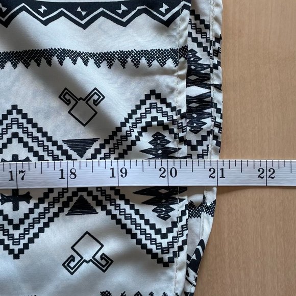 3For$20/NWOT Boxy Crop Top - Mid West - Made in USA - Picture 5 of 6